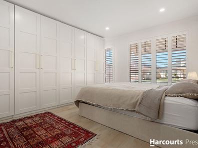10 Hockley Loop, Canning Vale WA 6155