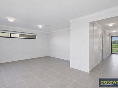 33 Marble Road, Byford WA 6122