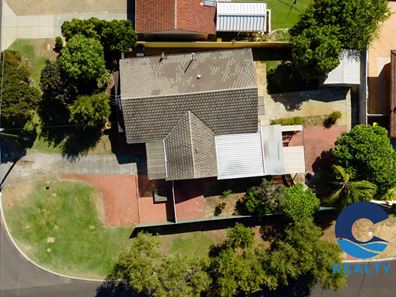 27 Bader Way, Stirling WA 6021