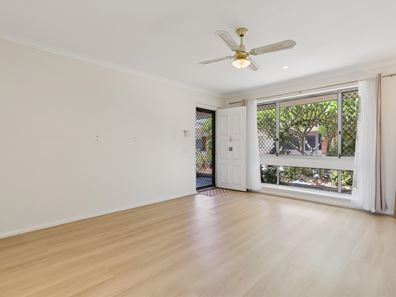 17/10 Hefron  Street, Rockingham WA 6168
