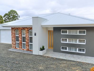 8 Webster Street, Mount Barker WA 6324