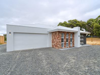 8 Webster Street, Mount Barker WA 6324