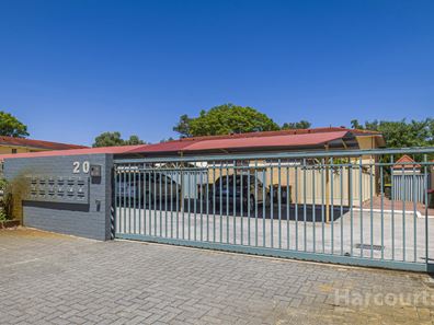5/20 Shortland Way, Girrawheen WA 6064