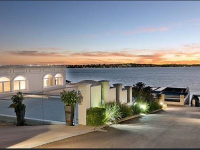 14D Fraser Road, Applecross WA 6153