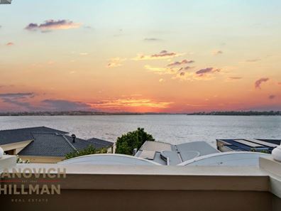 14D Fraser Road, Applecross WA 6153