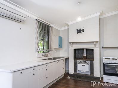 7 Palmerston Street, Bassendean WA 6054