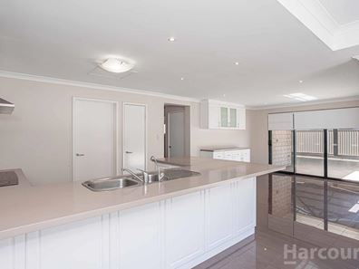 2 Rabaul Lane, Dianella WA 6059