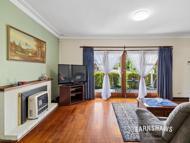 13 Myles Road, Swan View WA 6056