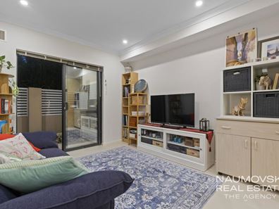 2/10 Wychcross Street, Westminster WA 6061