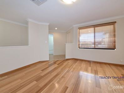 18 Badcoe Alley, Clarkson WA 6030