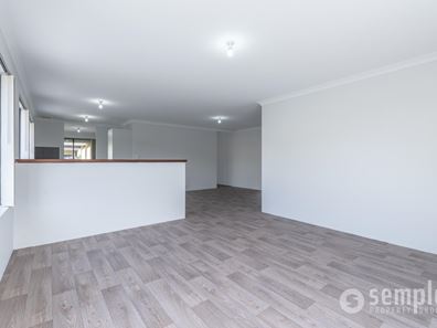 8 Madeira Turn, Byford WA 6122