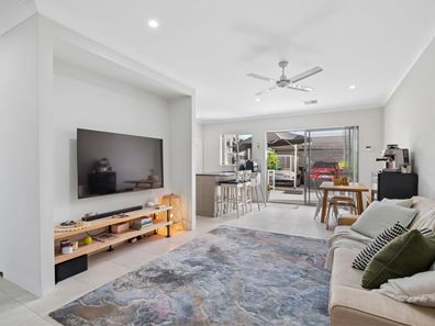 577 Farrall Road, Midvale WA 6056