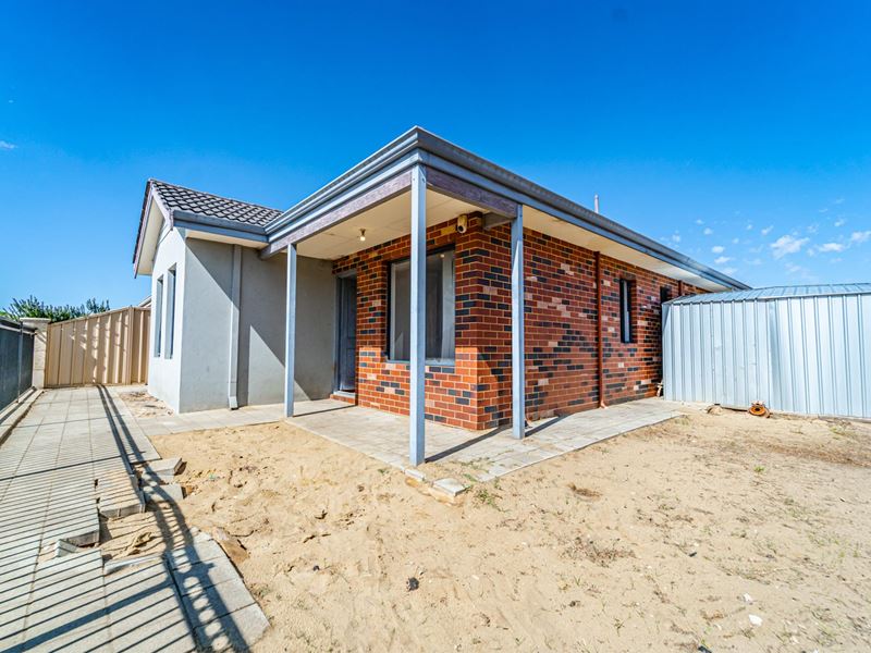34 Darton Loop, Bertram WA 6167