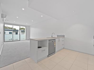 50/95 Chalgrove Avenue, Rockingham WA 6168
