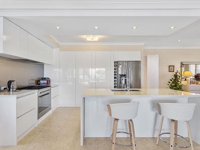 30 Andros Circuit, Mindarie WA 6030