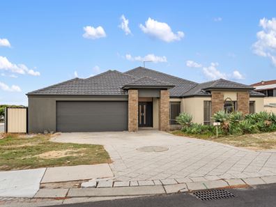 82 Errina Road, Alexander Heights WA 6064