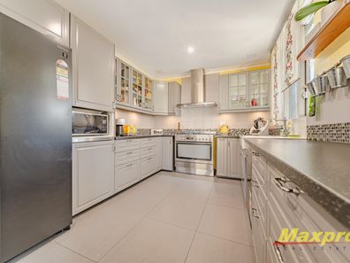 8 Ockham Street, Lynwood WA 6147