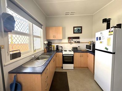 4 Richards Street, Brockman WA 6701