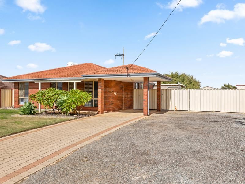 32 Crystaluna Drive, Golden Bay WA 6174