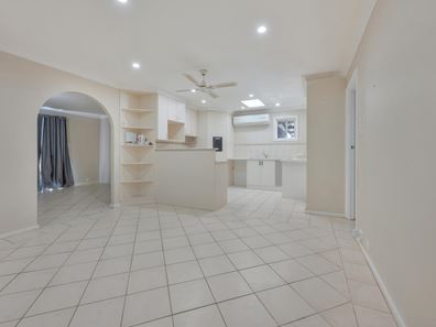 15 Lazarus Road, Tarcoola Beach WA 6530