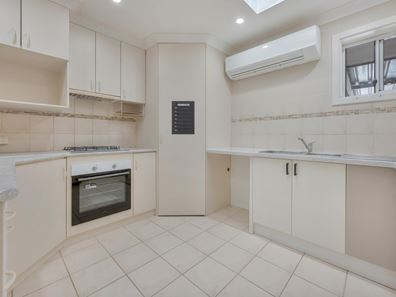 15 Lazarus Road, Tarcoola Beach WA 6530
