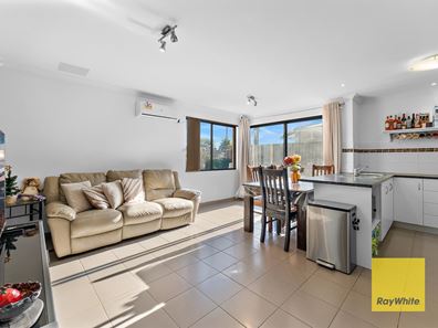 1/52 Grey Street, Cannington WA 6107