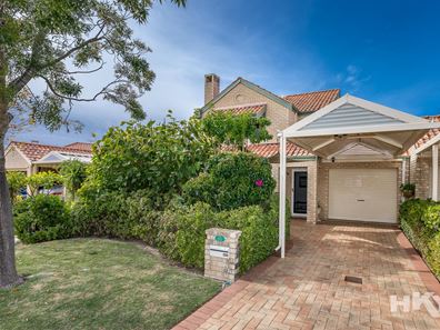 65 Lakefront Circle, The Vines WA 6069