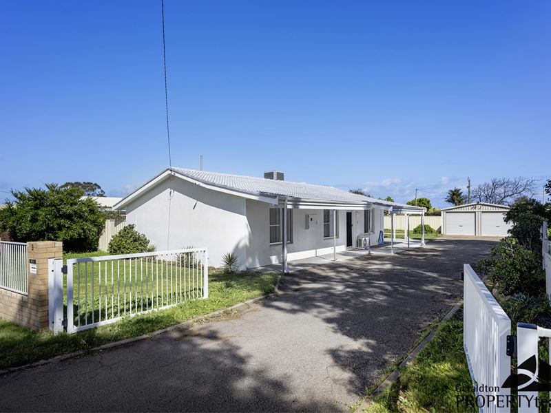 9 Nyrang Road, Sunset Beach WA 6530