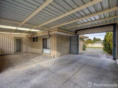 10 Woodlupine Court, Forrestfield WA 6058
