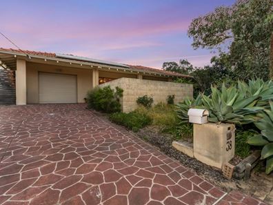38 Dutton Crescent, Hamersley WA 6022
