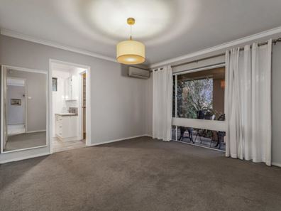 38 Dutton Crescent, Hamersley WA 6022