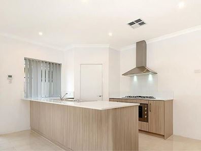 67 Sunstone Boulevard, Treeby WA 6164
