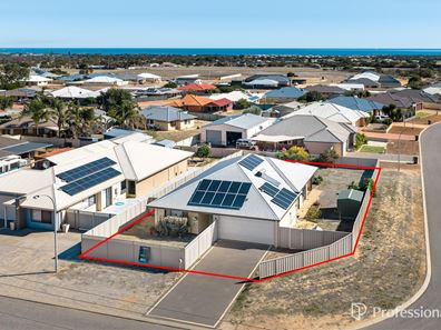55 Sutcliffe Road, Waggrakine WA 6530