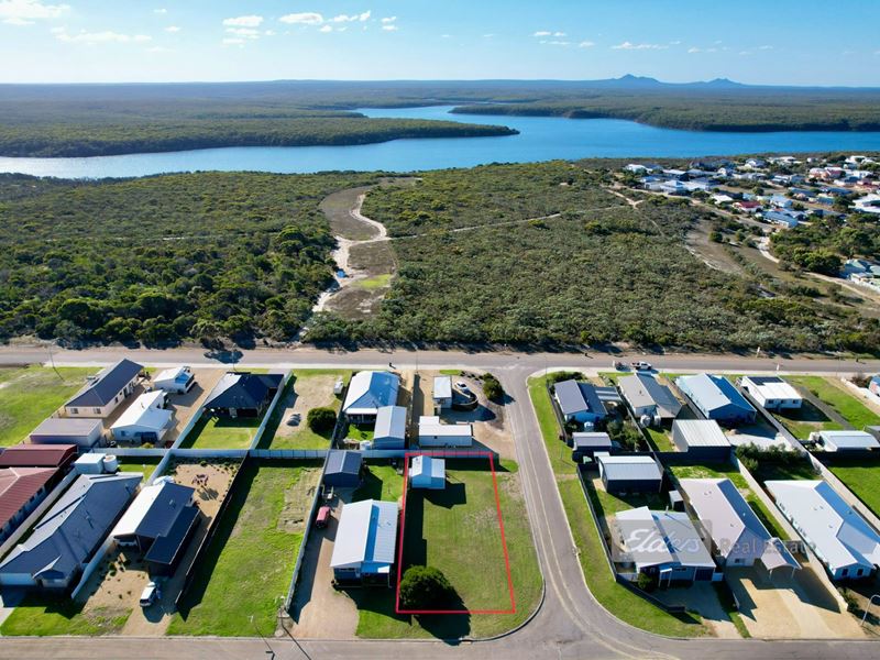 27 McGlade Close, Bremer Bay