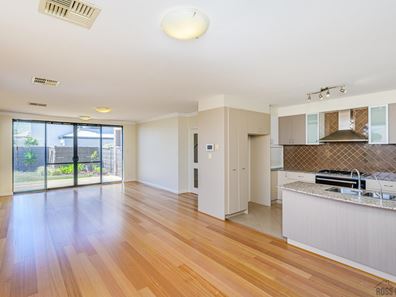 2B Lennard Street, Marmion WA 6020