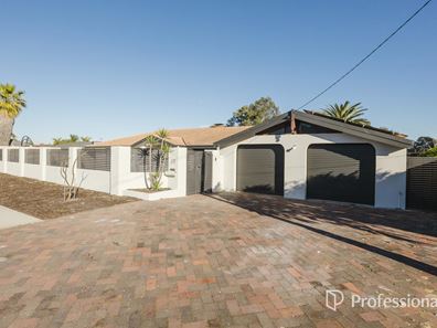 17 Bredhurst Road, Marangaroo WA 6064