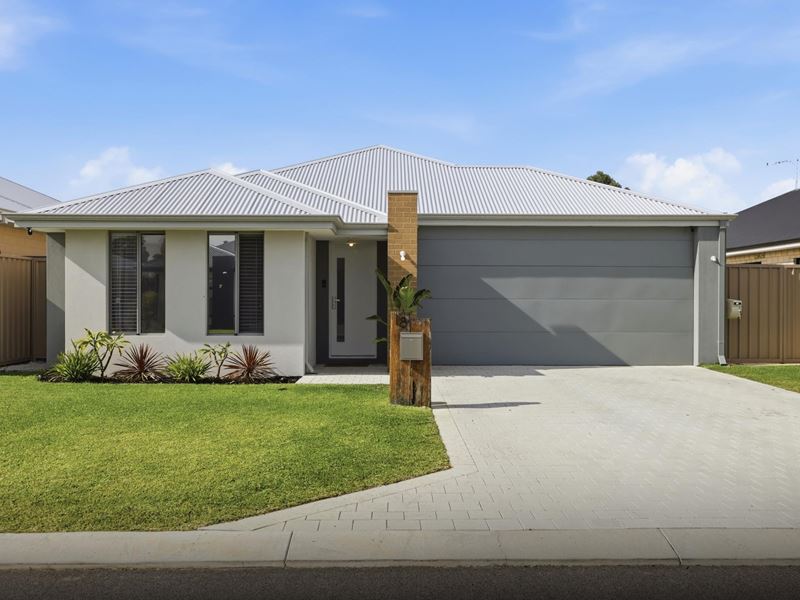 18 Hartsholme Way, Baldivis WA 6171