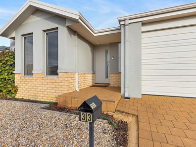 33 Birch Road, Aubin Grove WA 6164