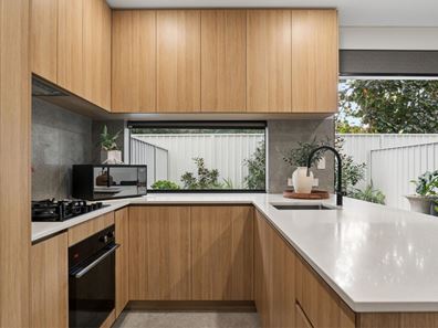 1/3 Bootie Place, Hillarys WA 6025