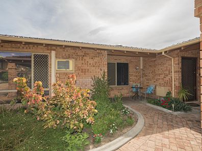 6/7 Harman Road, Sorrento WA 6020