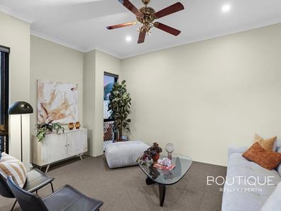 19 Pingle Drive, Greenfields WA 6210