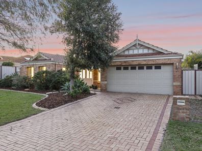 41 Ambassador Drive, Currambine WA 6028