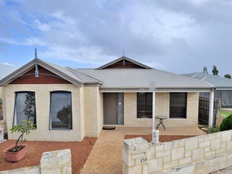 2/133 Coolamon Boulevard, Ellenbrook WA 6069