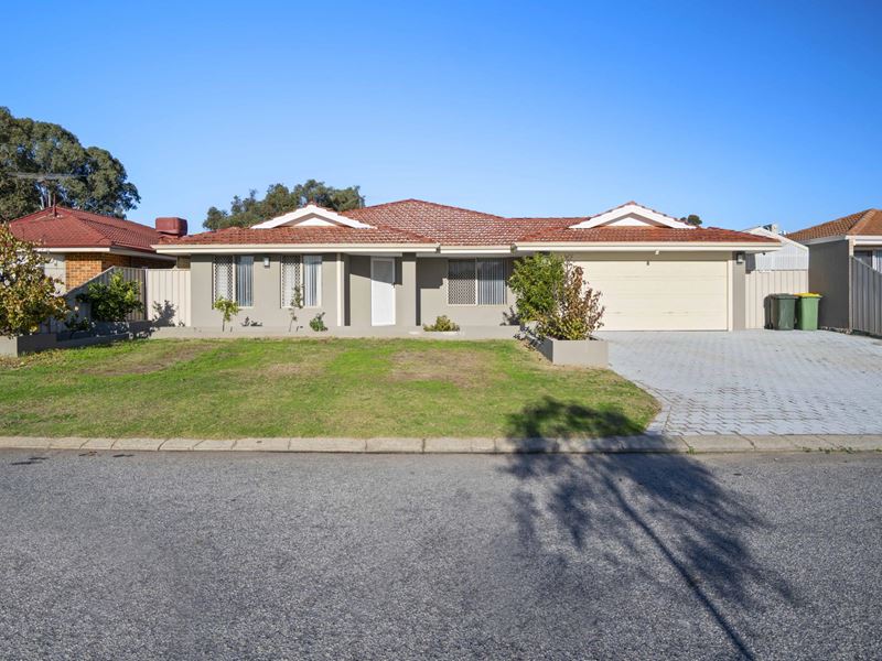 11 Greenshank Close, East Cannington WA 6107