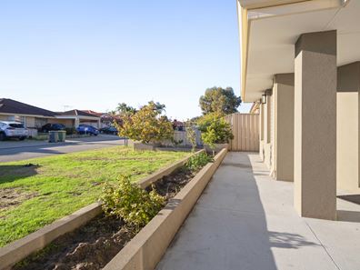 11 Greenshank Close, East Cannington WA 6107