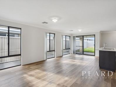 18 Watercolour Rise, Alkimos WA 6038