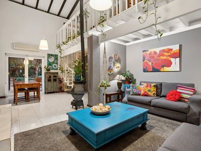 4 Wahroonga Way, Greenwood WA 6024