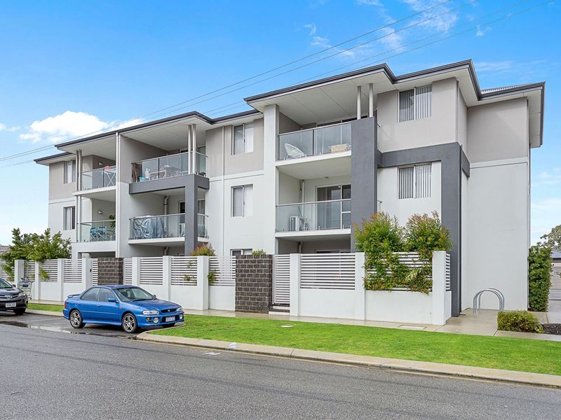 211/23 Clapham Street, Beckenham WA 6107