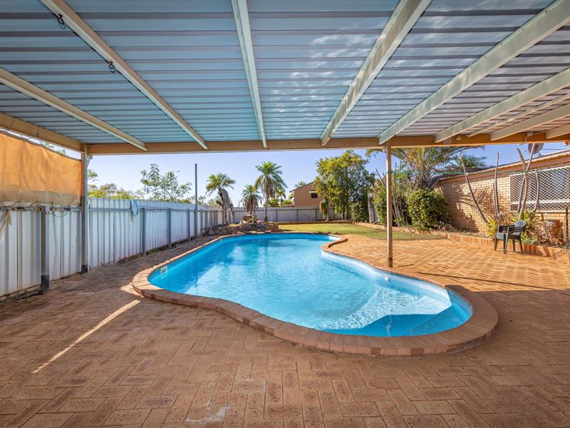 25 Strickland Drive, Millars Well WA 6714
