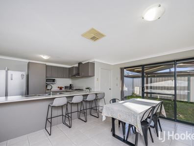 6A Balanda Place, Armadale WA 6112